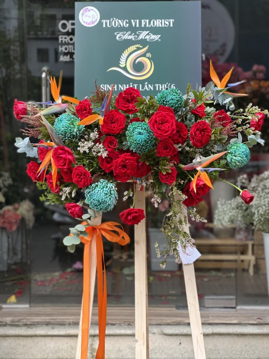KỆ HOA CHÚC MỪNG
